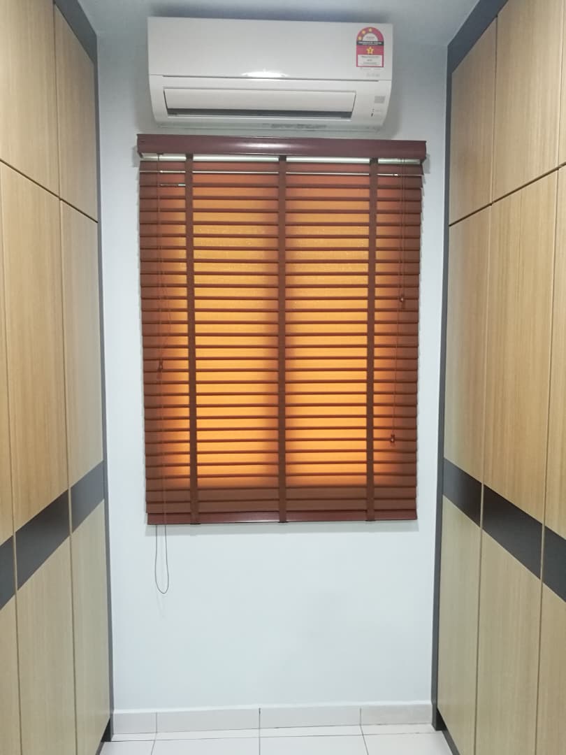 TIMBER PS BLINDS & LANTEX BLIND